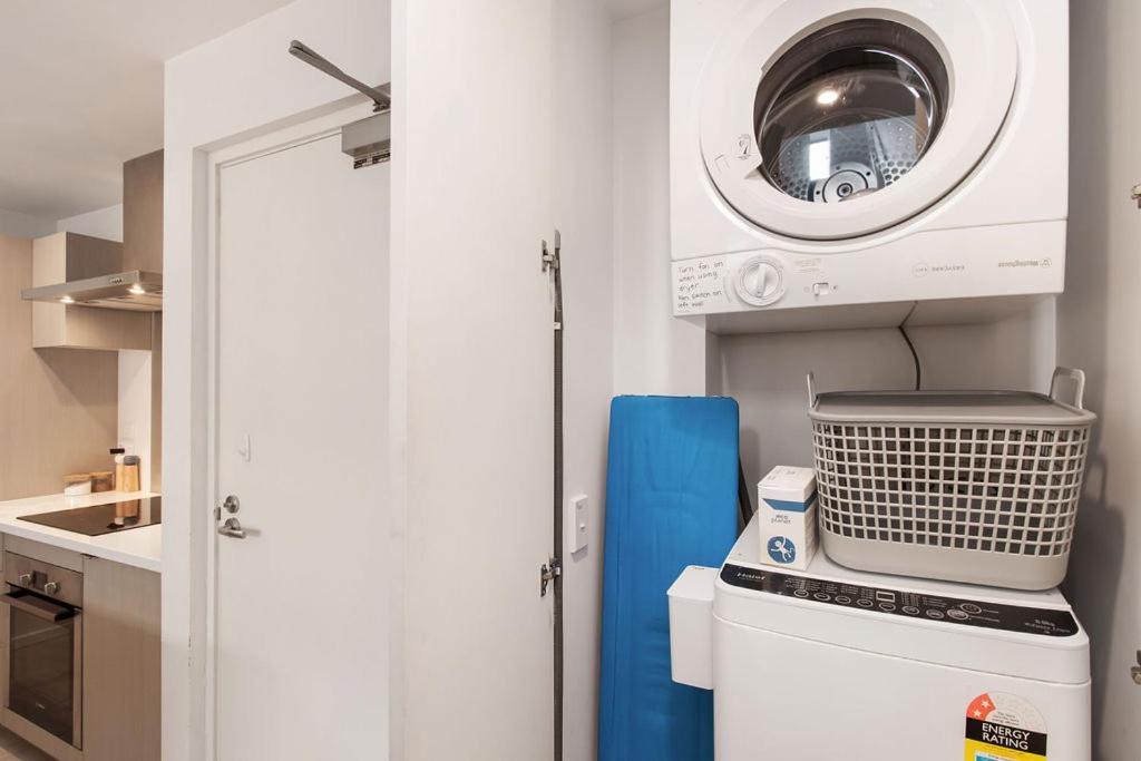 Apartamento Funky Spacious 2bdrms 2bthrms Free Covered Park. Christchurch