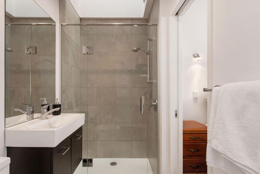 Apartamento Funky Spacious 2bdrms 2bthrms Free Covered Park. *